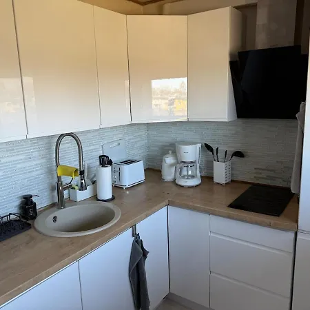 Apartamento Avar Ja Valguskuellane Pesa *