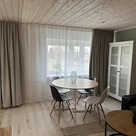 Avar Ja Valguskuellane Pesa Viljandi (Viljandimaa)